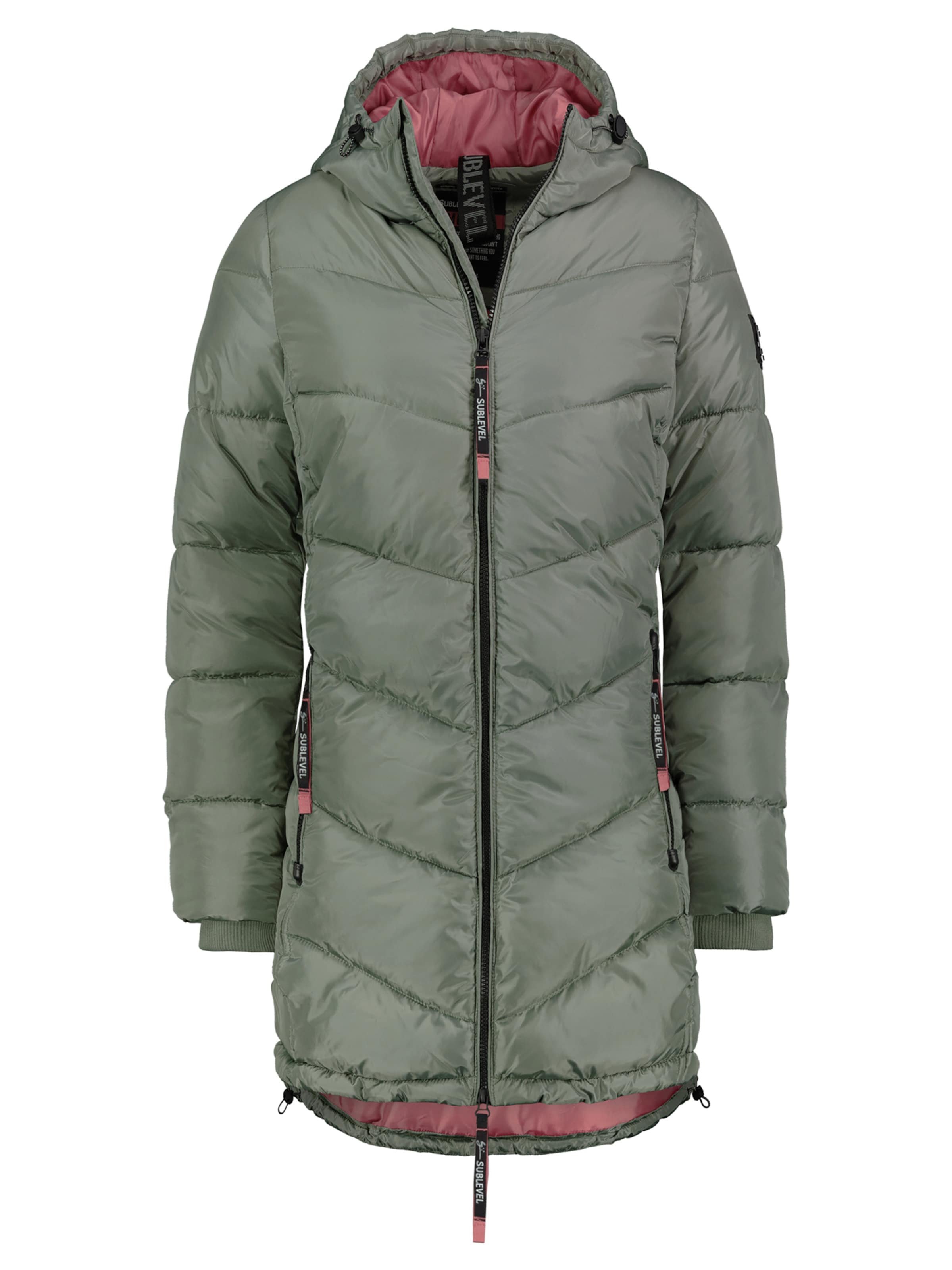 Sublevel Mantel in Grün: Vorderseite