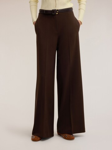 Wide Leg Pantalon MOTIVI en marron : devant
