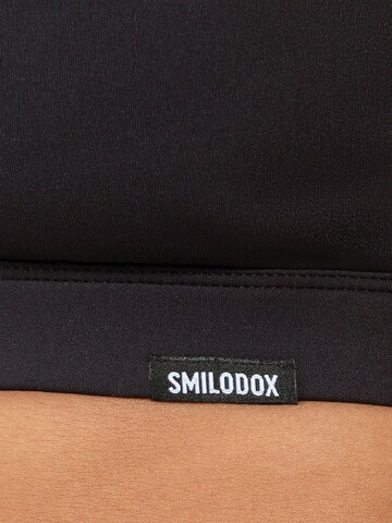 Haut de sport Smilodox en noir