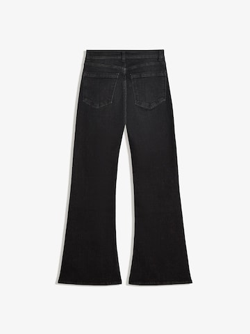 Evazați Jeans de la Bershka pe negru