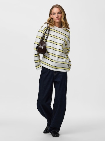 T-shirt 'PCMila' PIECES en jaune