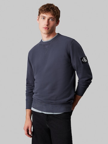 Calvin Klein Jeans Sweatshirt in Grijs: voorkant