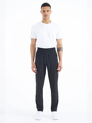 Tommy Life Regular Sportbroek in Zwart
