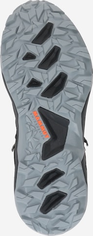 Boots 'Sertig II' di MAMMUT in nero