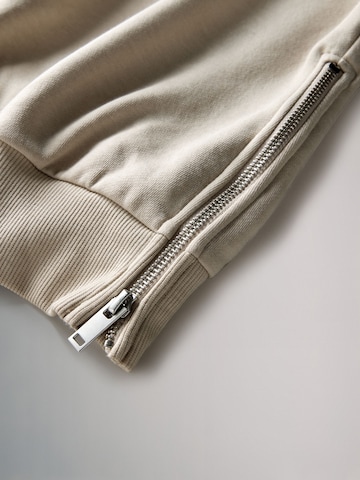 The Set Sweatshirt in Beige