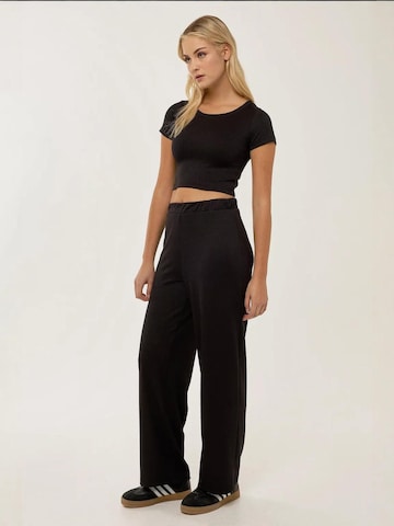 Pantalons de tailleur Hiccup en noir