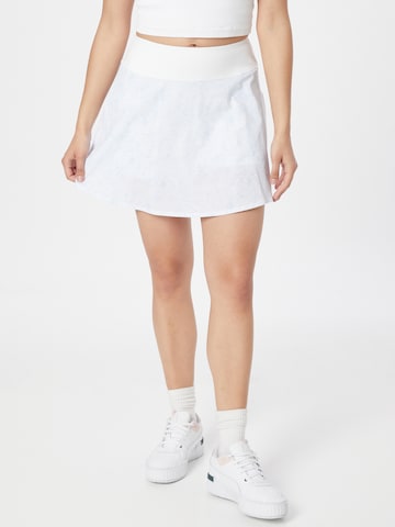 PUMA - Falda deportiva en blanco: frente