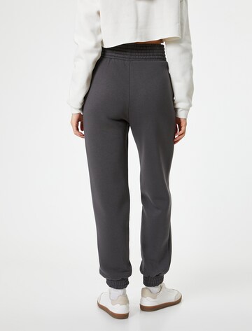 Koton Tapered Pants in Grey