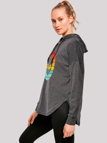 F4NT4STIC Sweatshirt 'Alien Retro Sonnenuntergang' in Grijs