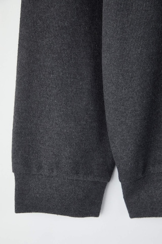 Pull-over Trendyol Curve en noir