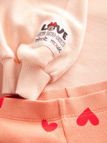 Set Next en rose