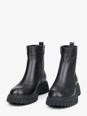 Estro Ankelboots '22-8951' i svart