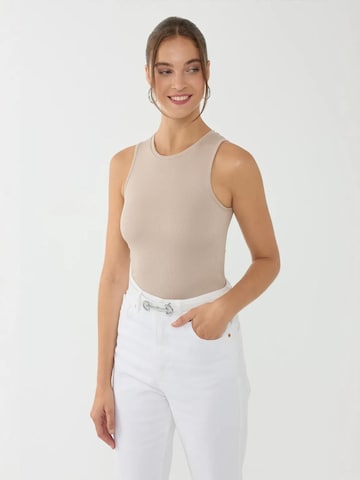 Hiccup Top in Beige: Vorderseite
