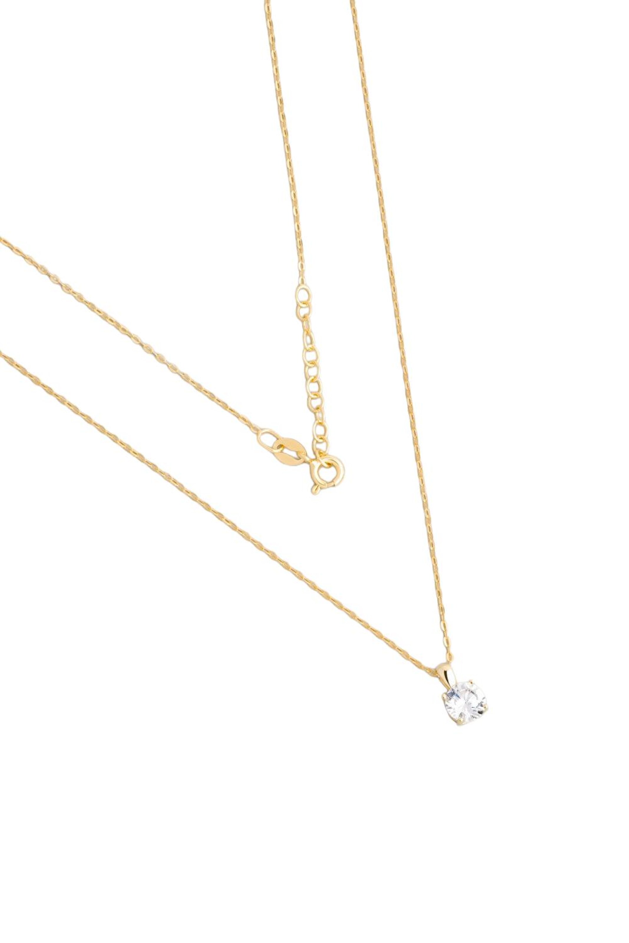 So Chic Necklace in Gold