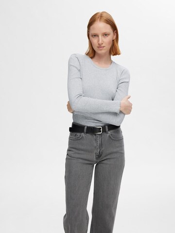 SELECTED FEMME Shirts 'ANNA' i grå