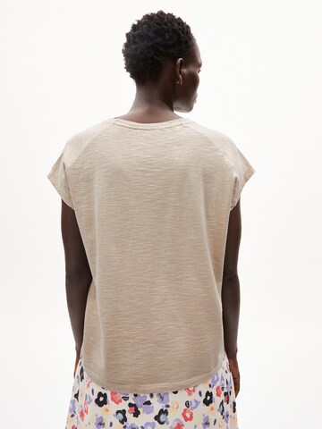 ARMEDANGELS T-Shirt ONELIAA in Beige