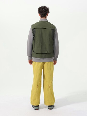 Youthup Sports Vest in Green