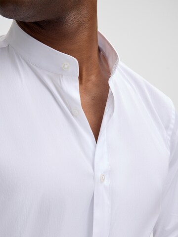 Coupe regular Chemise 'Siro' STRELLSON en blanc