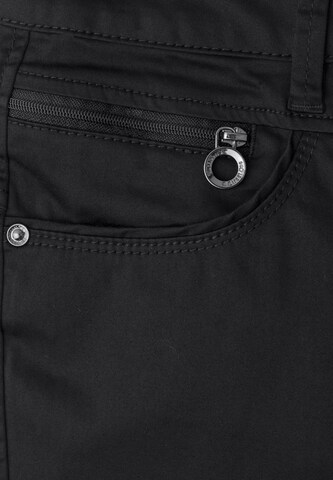 STREET ONE Regular Pants in Black