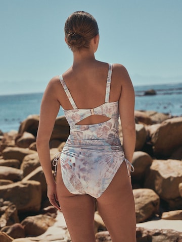 Bandeau Maillot de bain modelant Next en blanc