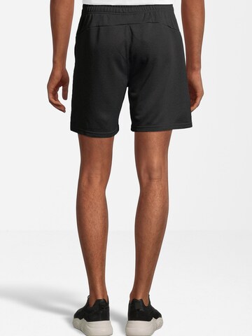 FILA Regular Sportshorts 'LICH' in Schwarz