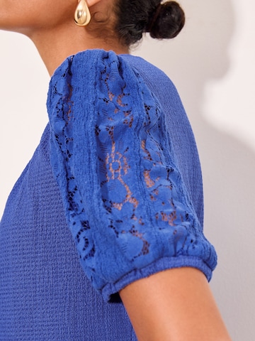 Lipsy - Blusa en azul
