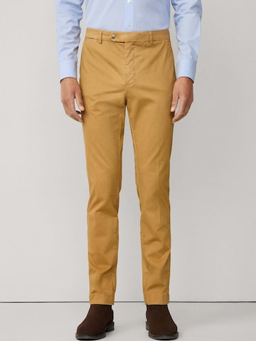 Hackett London Slimfit Pantalon 'Kensington' in Geel: voorkant