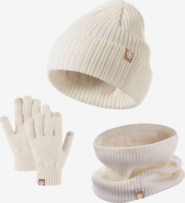 Magicshe Beanie in White: front