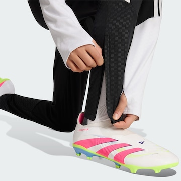 ADIDAS PERFORMANCE Slimfit Sporthose 'FC Liverpool 26/27 Tiro' in Schwarz