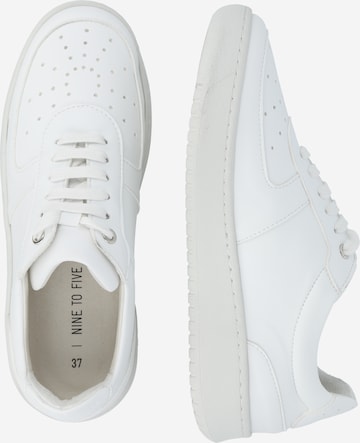 NINE TO FIVE Sneaker 'Airy' in Weiß