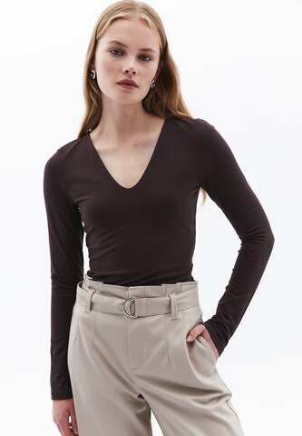 OXXO Shirt in Zwart: voorkant