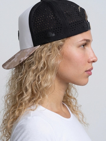Blackskies Athletic Cap 'Pro Flow Sport Performance' in Beige