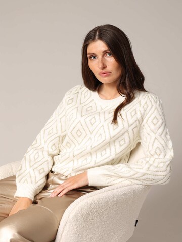 Pull-over 'MAINA' Deeluxe en blanc