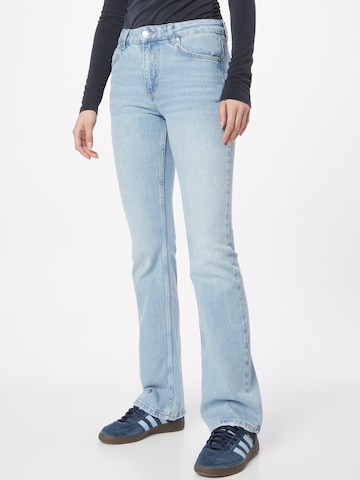 Gina Tricot Flared Jeans in Blau: predná strana