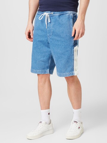 Tommy Jeans Loosefit Shorts 'Aiden' in Blau: predná strana