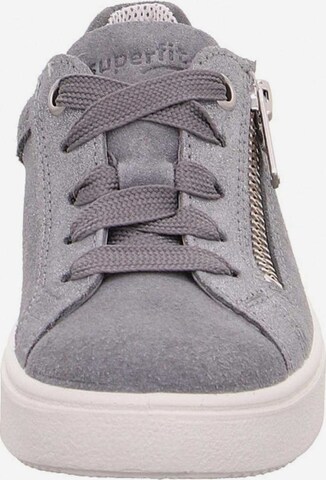 SUPERFIT Sneaker in Grau