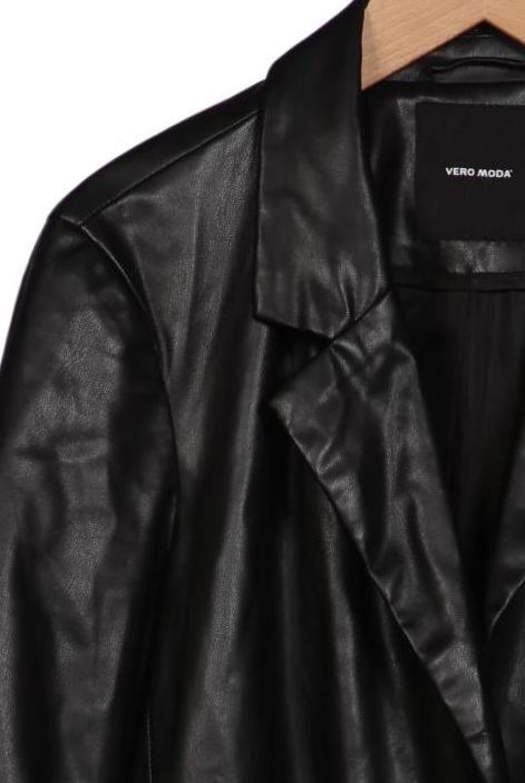 VERO MODA Jacke M in Schwarz