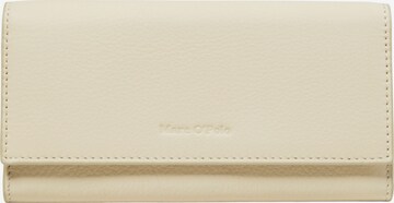 Marc O'Polo Wallet in White: front