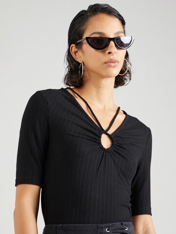 Moves Shirt 'Fetina' in Black
