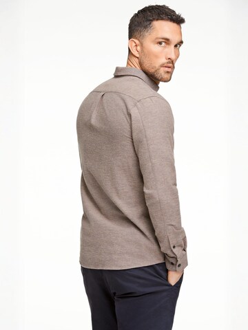 Coupe regular Chemise Lindbergh en marron