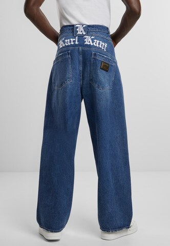 Karl Kani Loosefit Jeans in Blauw: voorkant