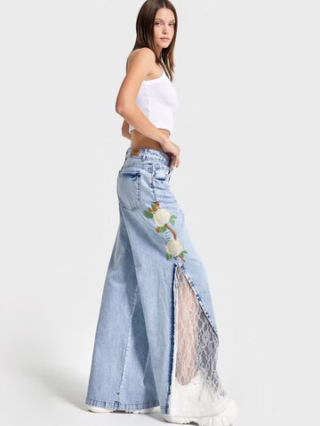 IT'S BASIC Wide leg Jeans in Blauw