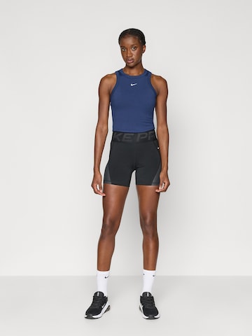 NIKE Skinny Workout Pants in Black