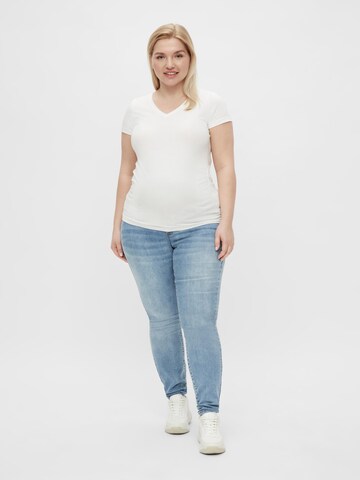 MAMALICIOUS Slimfit Kavbojke 'Julia' | modra barva