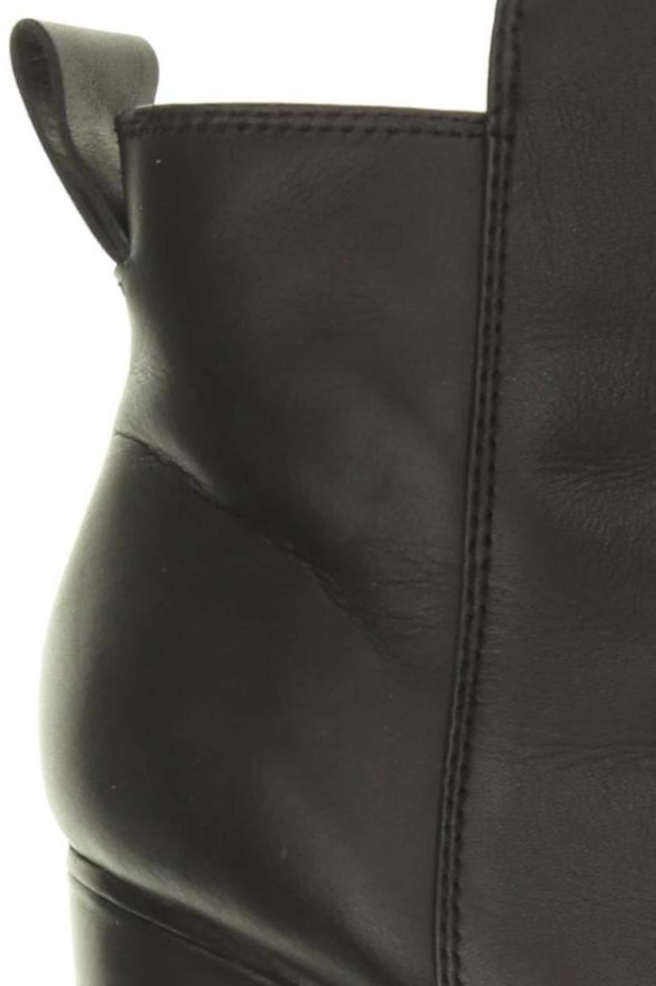 & Other Stories Dress Boots in 39 in Black