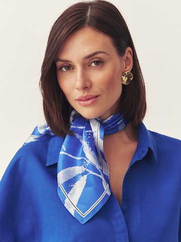 TATUUM Huivi 'Marille 1' värissä sininen