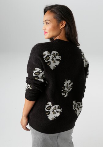 Aniston Sweater in Black