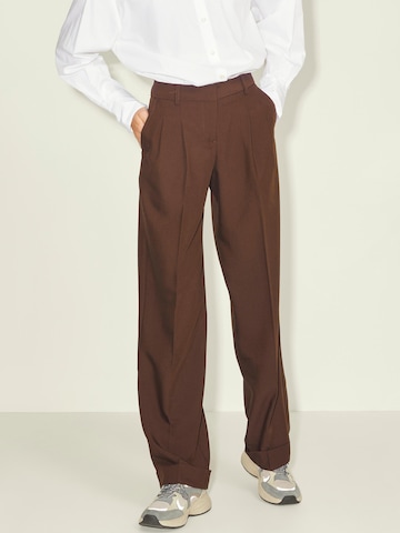 JJXX Loose fit Pleated Pants 'Mary' in Brown