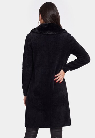 faina - Sobretudo de malha em preto