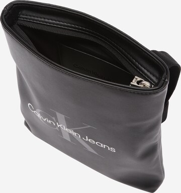 Calvin Klein Jeans Skuldertaske i sort